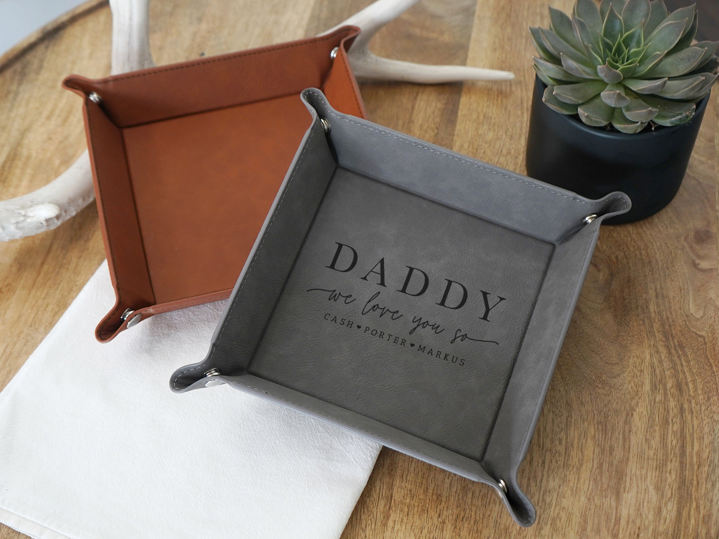 Personalized Catchall Tray for Dads - Gift for Father&#39;s Day from kids, daddy we love you personalized tray - 058